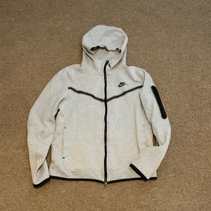 Nike tech fleece